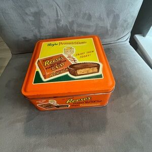 Vintage 1997‎ Hershey's Millennium Series Canister #3 "Peanutricious Tin"